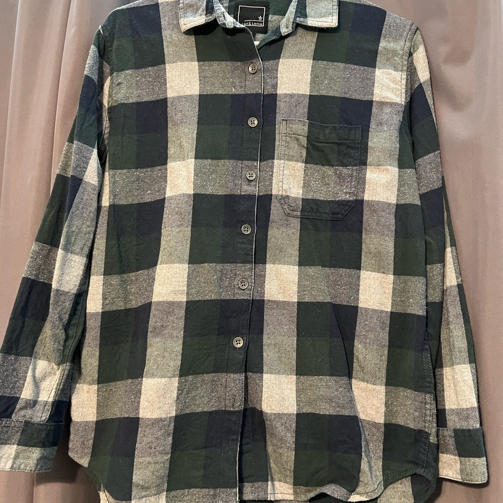 EUC Lily & Lottie Plaid Button Up
